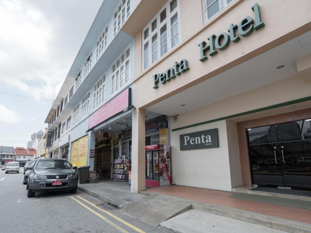 Penta Hotel 3*